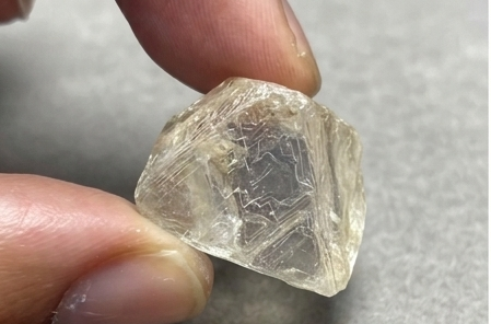 Commercial diamonds 0.20-0.49ct