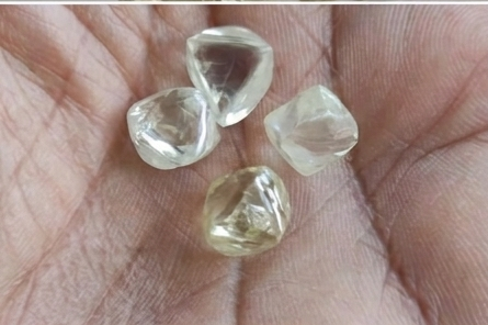 Smalls diamonds